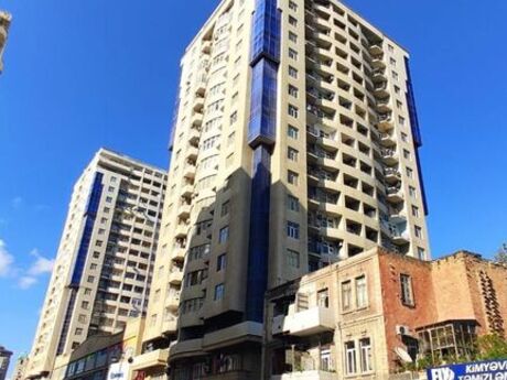 3-комн. новостройка - м. 28 мая - 188 м²