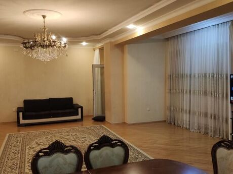 3-комн. новостройка - м. 28 мая - 188 м²