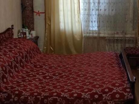 2 otaqlı köhnə tikili - Əhmədli m. - 60 m²