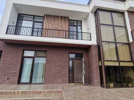6 otaqlı həyət evi/bağ evi - Mərdəkan q. - 360 m²