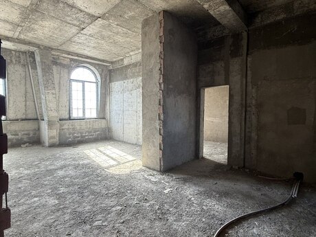 2 otaqlı yeni tikili - Elmlər Akademiyası m. - 87 m²