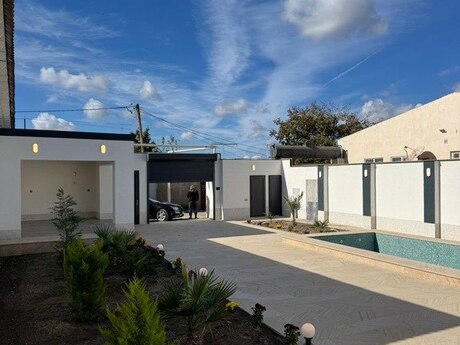 4 otaqlı həyət evi/bağ evi - Şüvəlan q. - 170 m²
