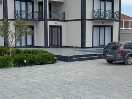 6 otaqlı həyət evi/bağ evi - Mərdəkan q. - 300 m²