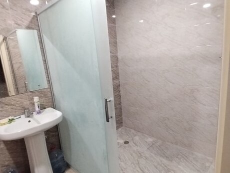 1 otaqlı yeni tikili - Həzi Aslanov m. - 52 m²