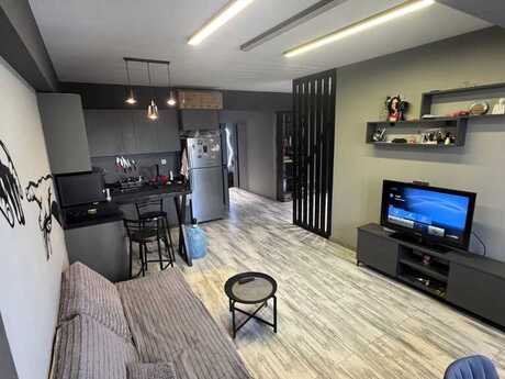 3 otaqlı köhnə tikili - 28 May m. - 60 m²