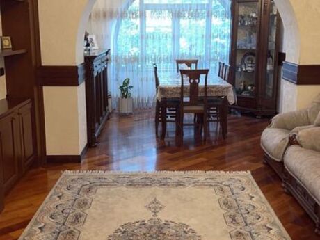3 otaqlı köhnə tikili - Nəsimi r. - 98 m²