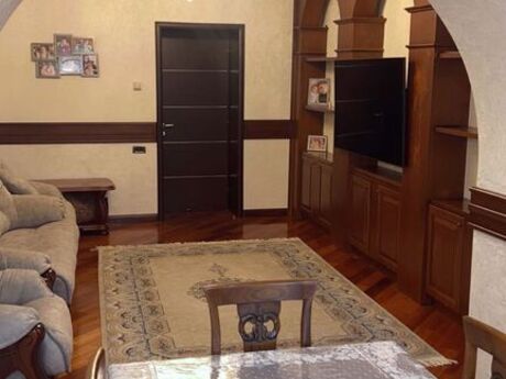 3 otaqlı köhnə tikili - Nəsimi r. - 98 m²