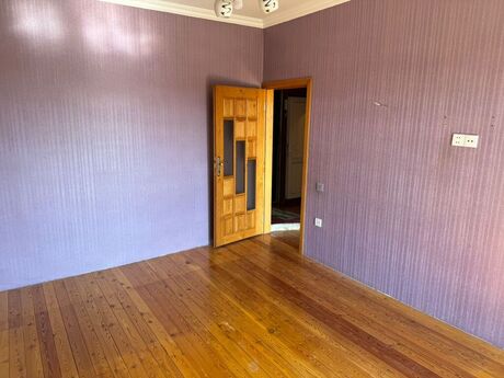 4 otaqlı köhnə tikili - Yeni Günəşli q. - 100 m²