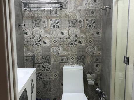 3-room apartment for rent, 105 m², İçəri Şəhər: 2 500 ₼/mo 3