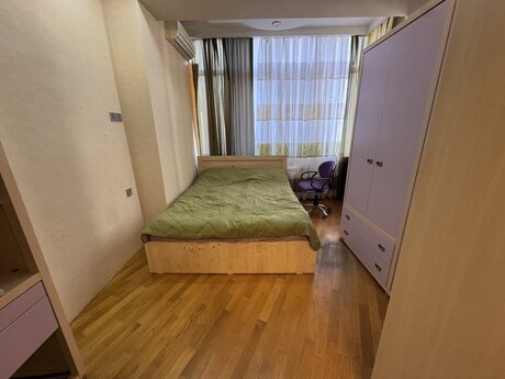 4 otaqlı yeni tikili - Badamdar q. - 125 m²