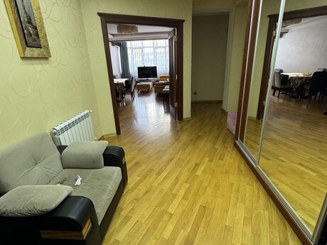 4 otaqlı yeni tikili - Badamdar q. - 125 m²