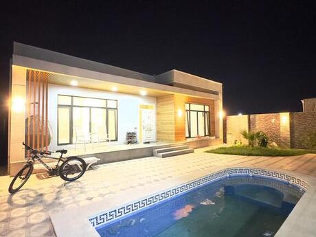 4 otaqlı həyət evi/bağ evi - Mərdəkan q. - 190 m²