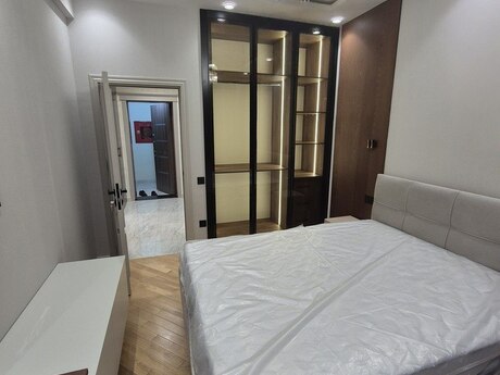2 otaqlı yeni tikili - Şah İsmayıl Xətai m. - 68 m²