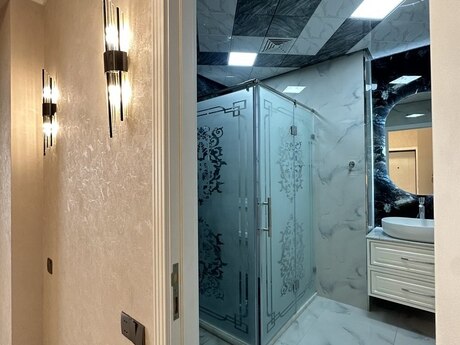 3-room apartment for rent, 145 m², Şah İsmayıl Xətai: 100 ₼/mo 5