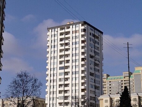 4 otaqlı yeni tikili - 8-ci mikrorayon q. - 132 m²