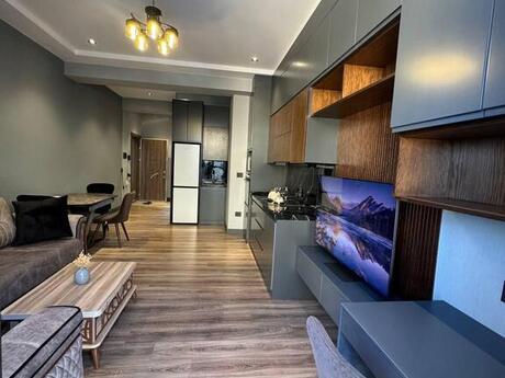 2 otaqlı yeni tikili - Ağ şəhər q. - 70 m²