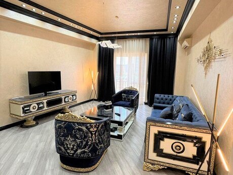 3 otaqlı yeni tikili - Ağ şəhər q. - 140 m²