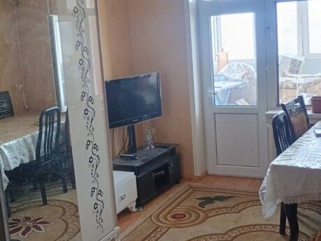 2 otaqlı köhnə tikili - Yeni Günəşli q. - 48 m²