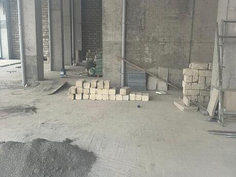 Obyekt - Ağ şəhər q. - 250 m²