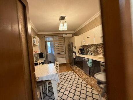 4 otaqlı yeni tikili - Elmlər Akademiyası m. - 180 m²