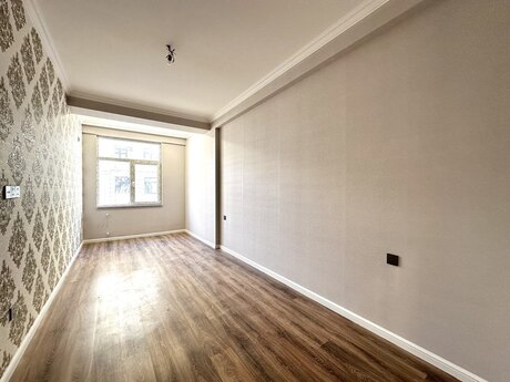 3-комнатная квартира, 105 м², 28 May: 315 000 ₼ 4