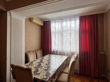 2 otaqlı köhnə tikili - Nərimanov r. - 65 m²