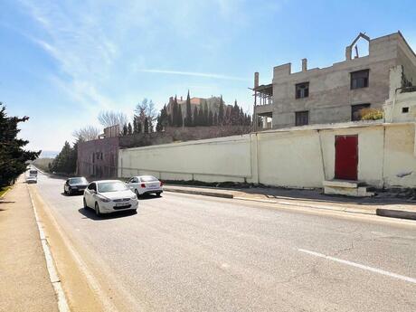 8 otaqlı həyət evi/bağ evi - Həzi Aslanov q. - 950 m²