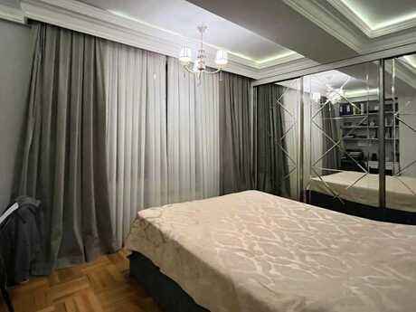4 otaqlı yeni tikili - Nərimanov r. - 130 m²