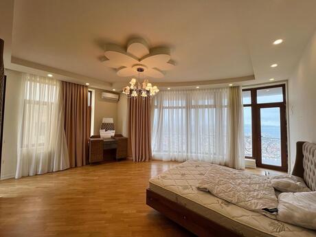 6 otaqlı həyət evi/bağ evi - Səbail r. - 450 m²