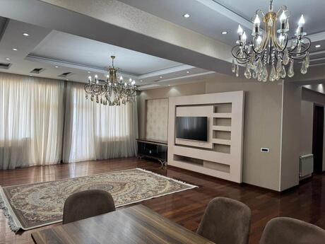 4 otaqlı yeni tikili - Şah İsmayıl Xətai m. - 180 m²