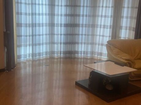 5-комн. новостройка - м. 28 мая - 270 м²