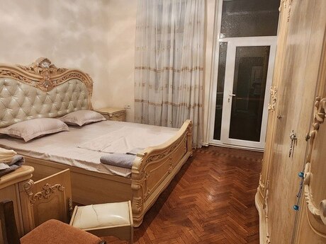 Kirayə 5 otaqlı mənzil, 165 m², Sahil: 2 500 ₼/ay 5