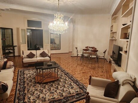 Kirayə 5 otaqlı mənzil, 165 m², Sahil: 2 500 ₼/ay 3