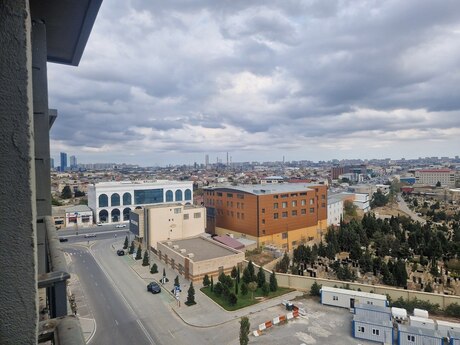 3 otaqlı yeni tikili - Ağ şəhər q. - 130 m²