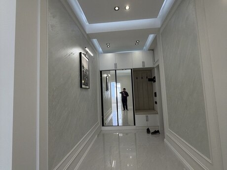 3 otaqlı mənzil, 144 m², 28 May: 469 000 ₼ 4