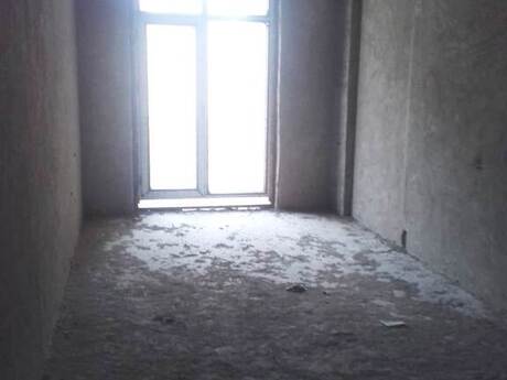 4 otaqlı yeni tikili - Ağ şəhər q. - 194 m²