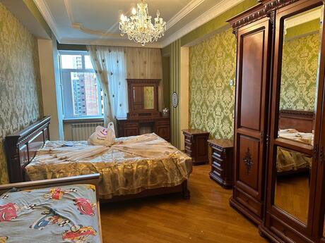 2 otaqlı yeni tikili - 8 Noyabr m. - 106 m²