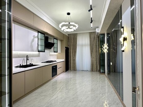 4 otaqlı yeni tikili - 28 May m. - 195 m²