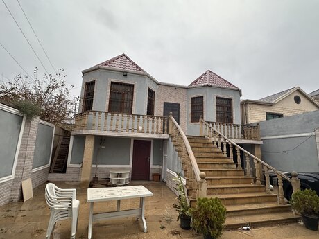 5 otaqlı həyət evi/bağ evi - Biləcəri q. - 320 m²
