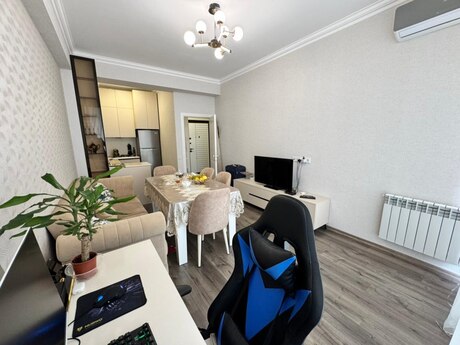 2-комн. новостройка - м. Иншаатчылар - 50 м²