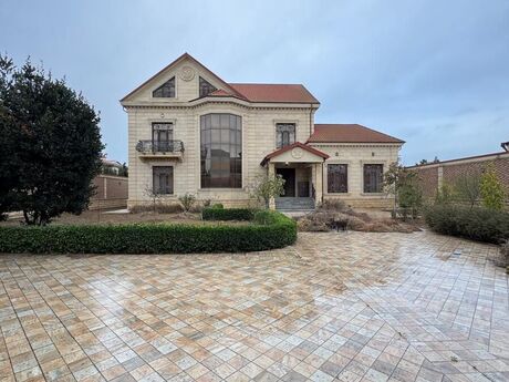 7 otaqlı həyət evi/bağ evi - Mərdəkan q. - 550 m²