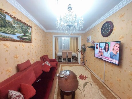 3 otaqlı köhnə tikili - Azadlıq Prospekti m. - 80 m²