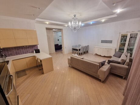 3 otaqlı mənzil, 137 m², Nəsimi: 380 000 ₼ 5