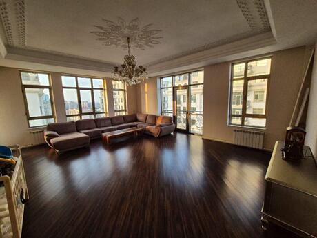 3-room new-build apartment for rent in Elmlər Akademiyası, 155 m², 1 500 AZN/mo, photo 5 / 11