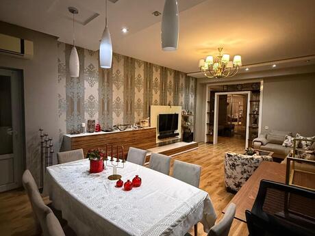 3 otaqlı yeni tikili - İnşaatçılar m. - 134 m²