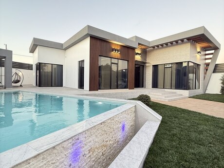 5 otaqlı həyət evi/bağ evi - Mərdəkan q. - 260 m²