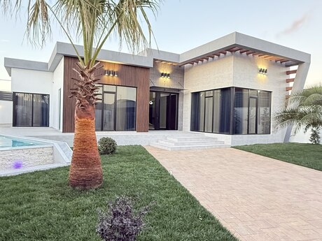 5 otaqlı həyət evi/bağ evi - Mərdəkan q. - 260 m²