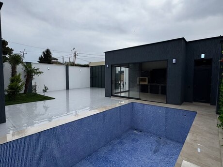 4 otaqlı həyət evi/bağ evi - Mərdəkan q. - 160 m²