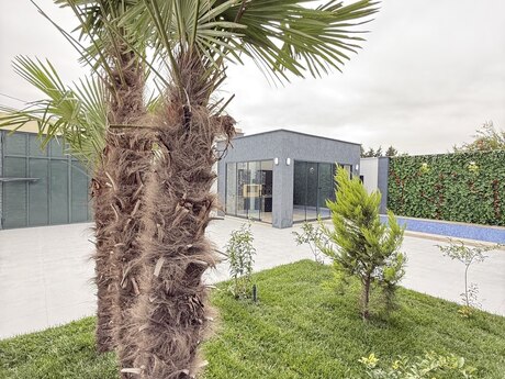 4 otaqlı həyət evi/bağ evi - Mərdəkan q. - 160 m²