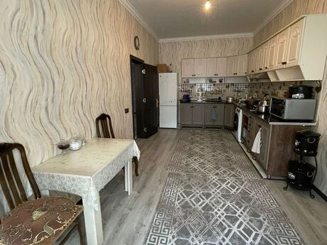 5 otaqlı həyət evi/bağ evi - Zabrat q. - 200 m²